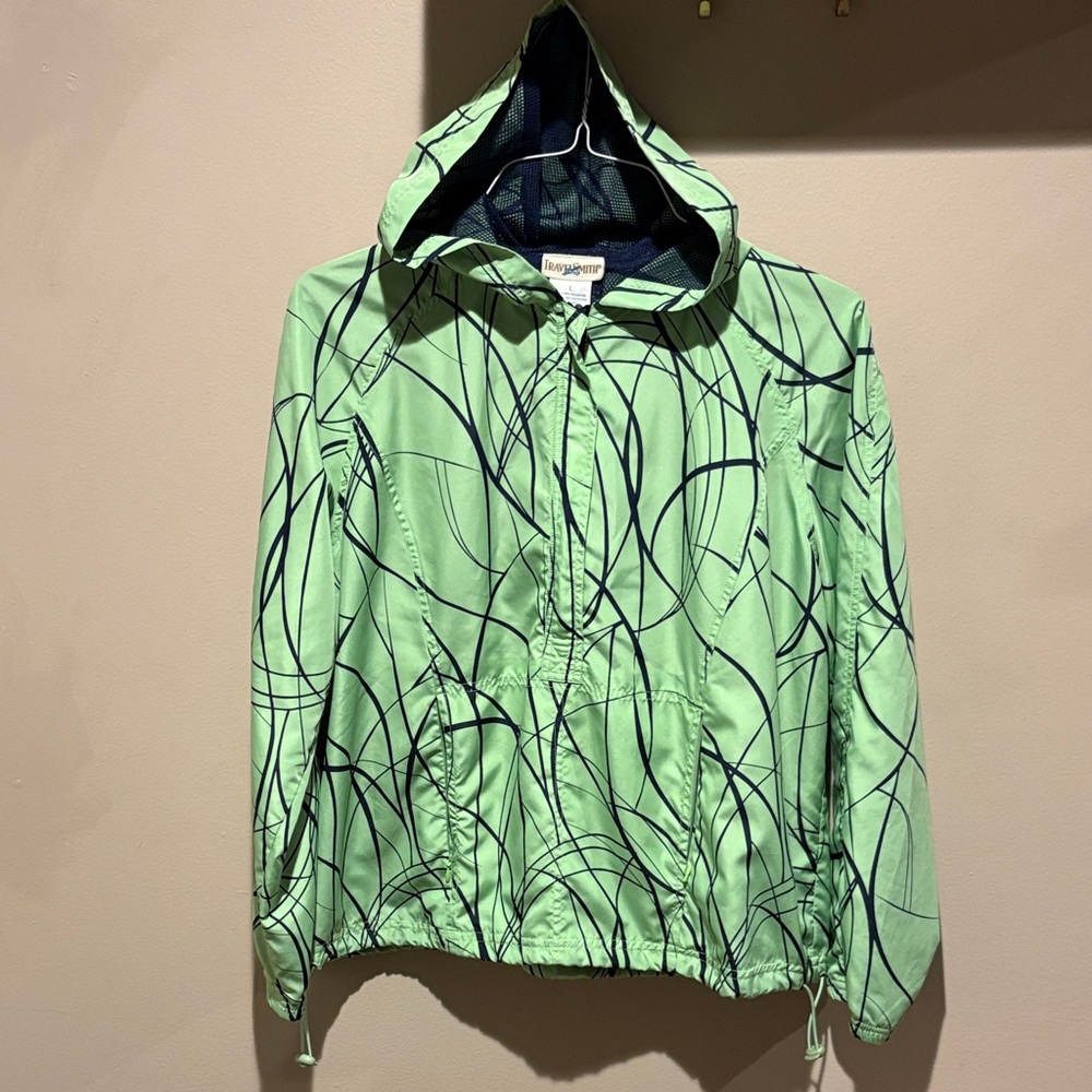 TravelSmith Green and Black Women's Jacket